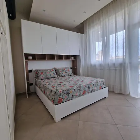 La Casa Del Sole A 50 M Dal Mare Lejlighed *