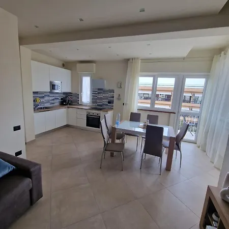 La Casa Del Sole A 50 M Dal Mare * Lido di Camaiore