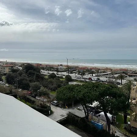 La Casa Del Sole A 50 M Dal Mare * Lido di Camaiore
