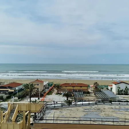 Apartment La Casa Del Sole A 50 M Dal Mare *